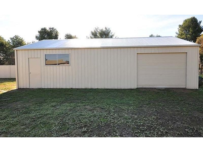 17 Jacob Street, Burrumbuttock NSW 2642