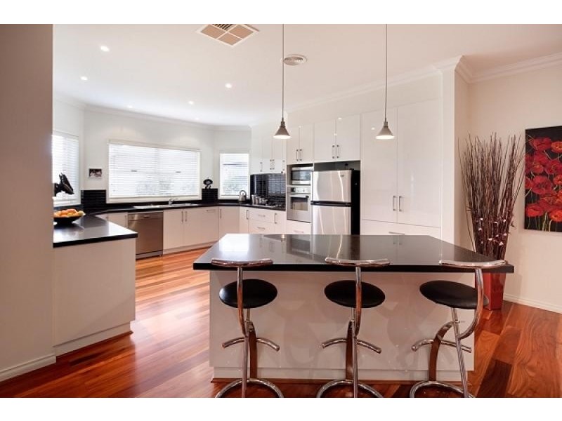 103 Hume Street, Howlong NSW 2643
