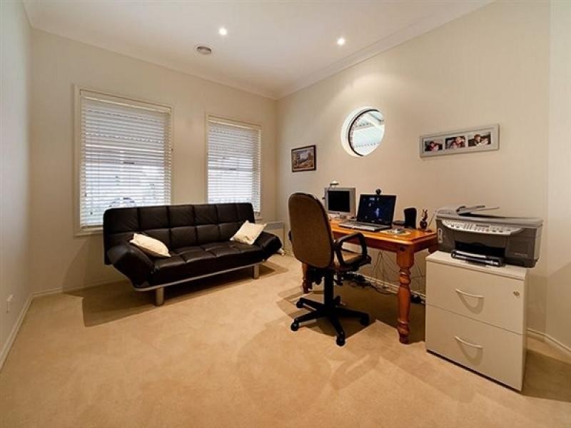 103 Hume Street, Howlong NSW 2643