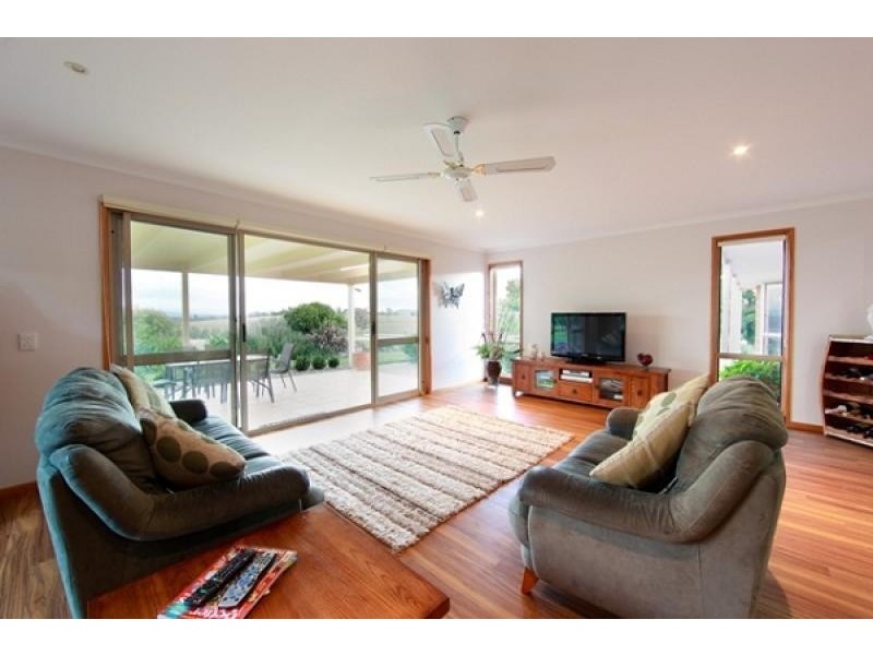 10 Klara Court, Gerogery NSW 2642