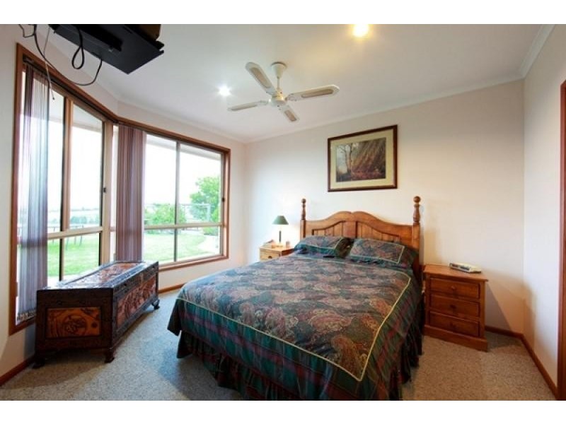 10 Klara Court, Gerogery NSW 2642