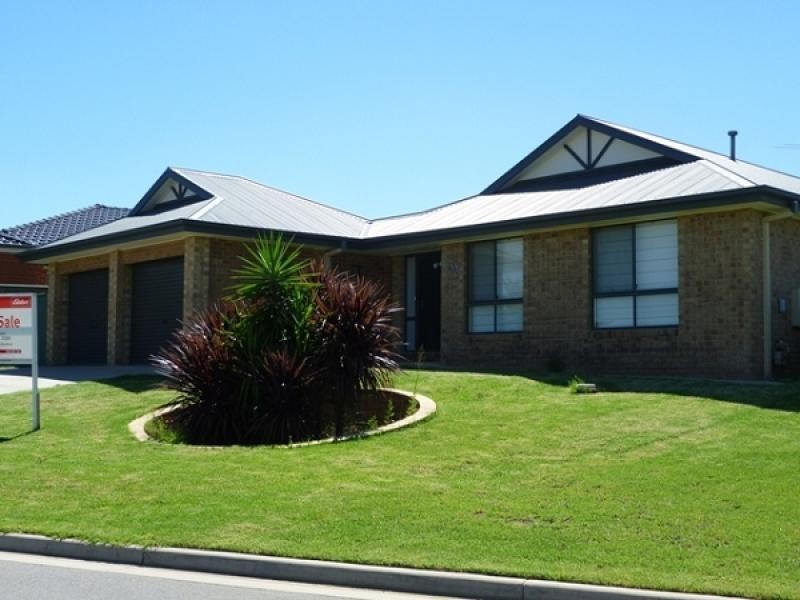 24 Telopea Street, Thurgoona NSW 2640