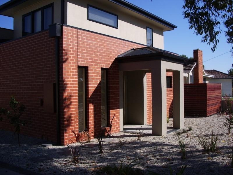 Apartment 2/297 Beechworth RD, Wodonga VIC 3690