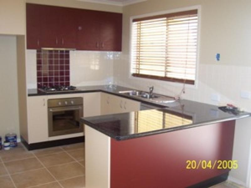 10 BUTTERWORTH PLACE, Wodonga VIC 3690