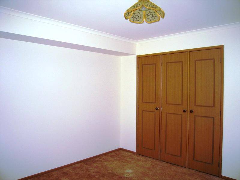 30 SERPENTINE AVENUE, Wodonga VIC 3690