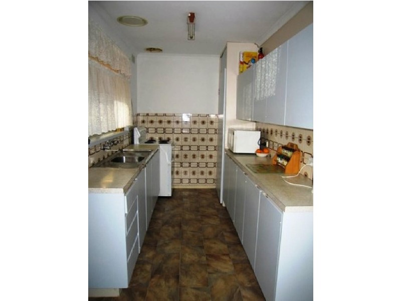 134 MELROSE DRIVE, Wodonga VIC 3690