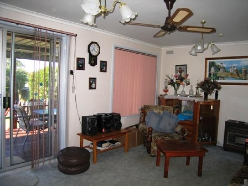 134 MELROSE DRIVE, Wodonga VIC 3690