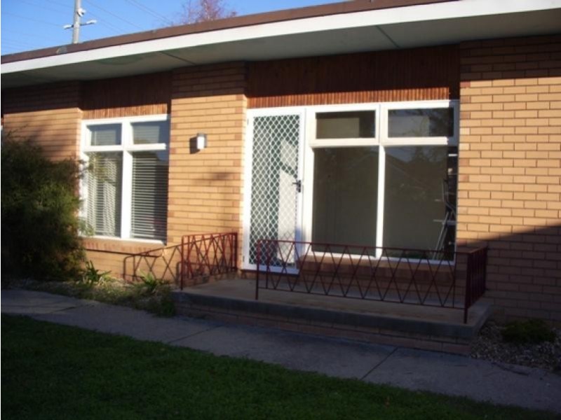 3/11 MULQUEENEY STREET, Wodonga VIC 3690