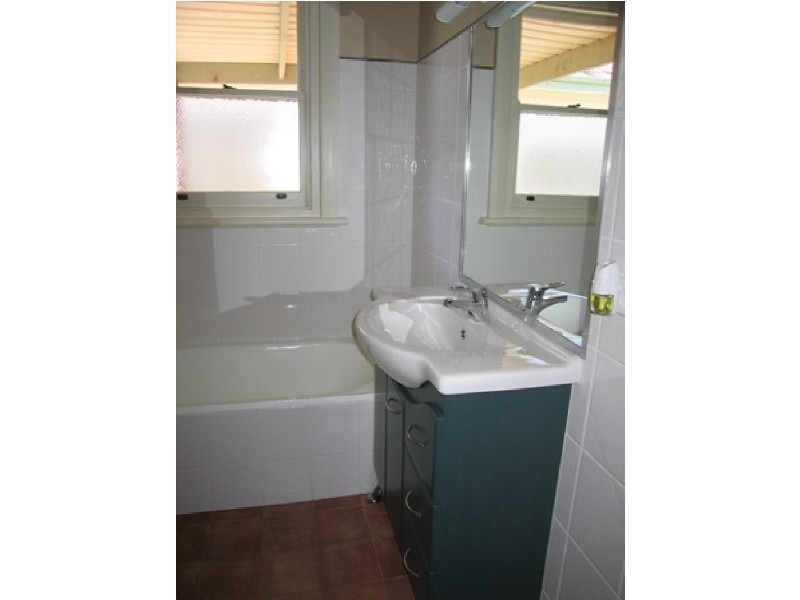 56 BROCKLEY STREET, Wodonga VIC 3690