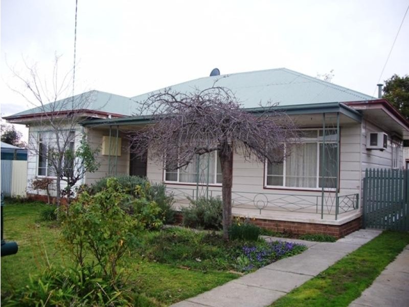 12 FULFORD STREET, Wodonga VIC 3690