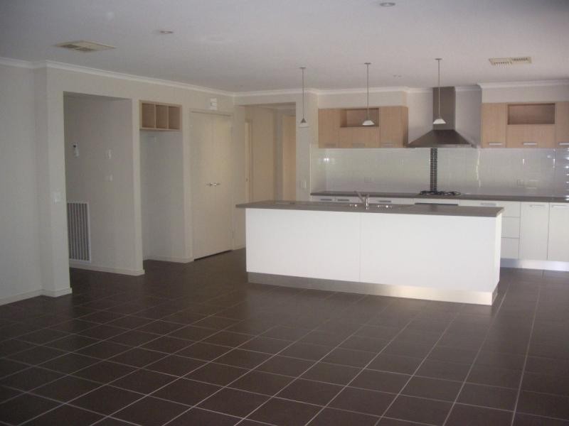 3 Whitlam Court, Wodonga VIC 3690
