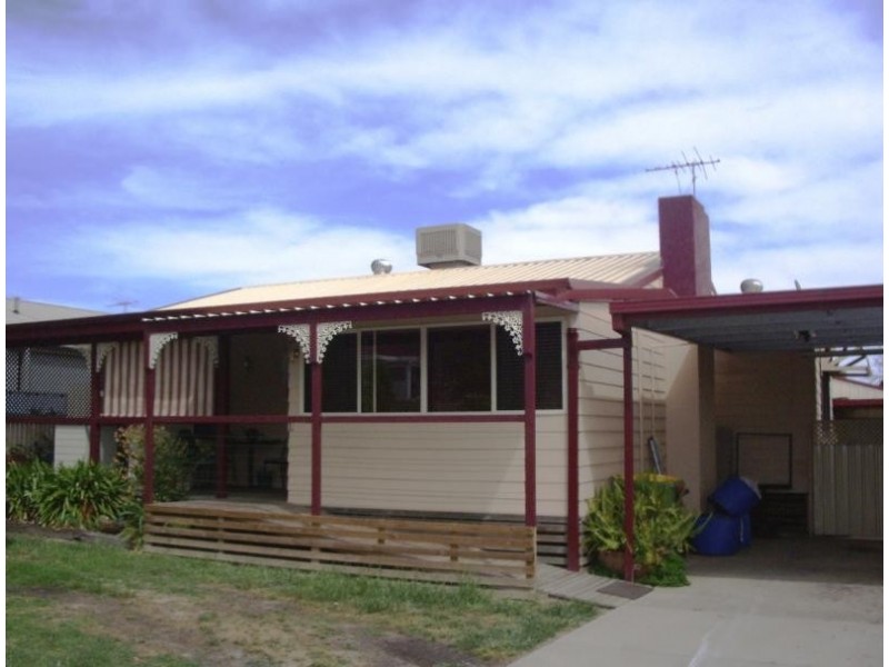 13 Dick Street, Wodonga VIC 3690