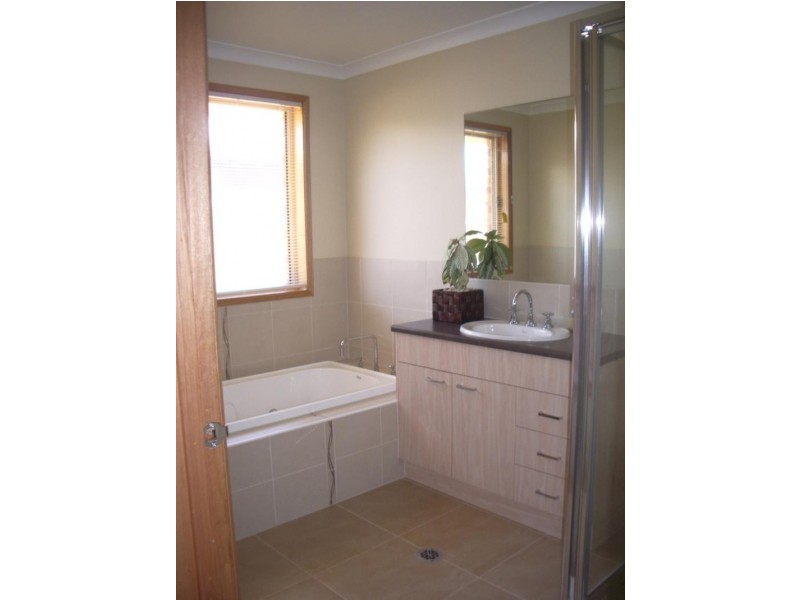 29 Golflinks Avenue, Wodonga VIC 3690