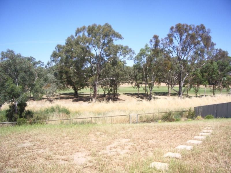 29 Golflinks Avenue, Wodonga VIC 3690