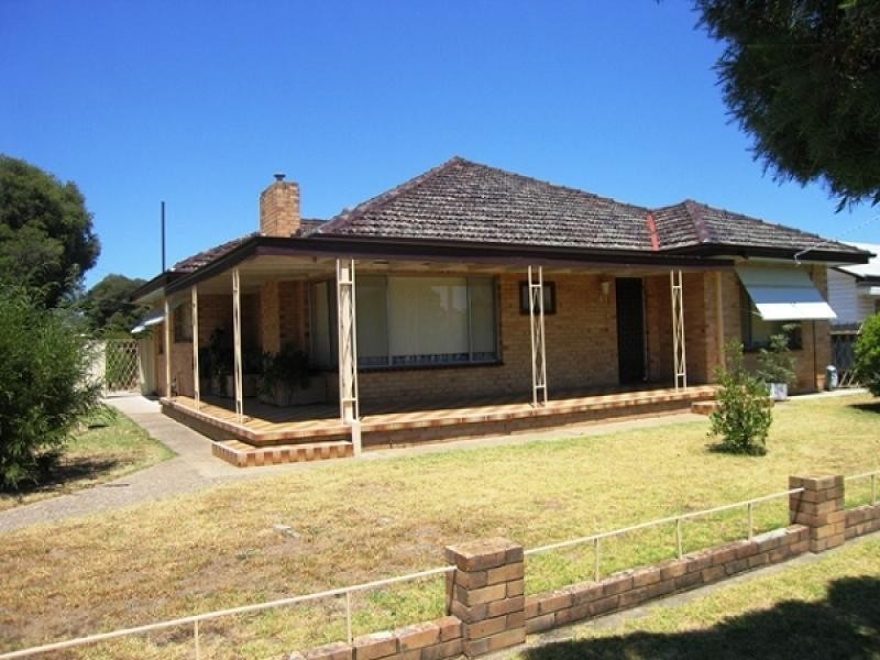 1 RICHARDSON STREET, Wodonga VIC 3690