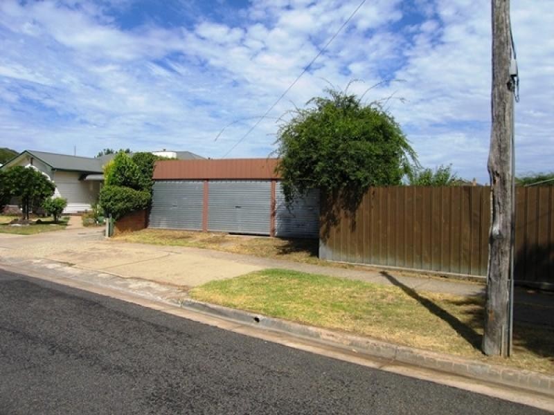 1 RICHARDSON STREET, Wodonga VIC 3690