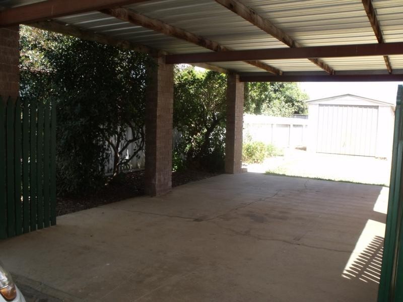 1 SERPENTINE, West Wodonga VIC 3690