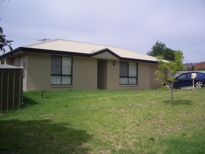 18 HENSLEY COURT, Wodonga VIC 3690