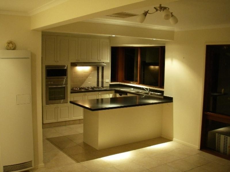 16 DUNLUCE PLACE, Wodonga VIC 3690