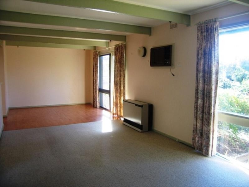 36 McFarland Road, Wodonga VIC 3690