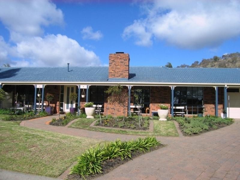 12 MACPHERSON STREET, Wodonga VIC 3690