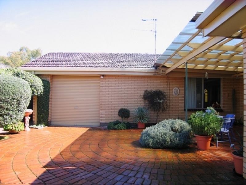 2 Norah Avenue, Wodonga VIC 3690