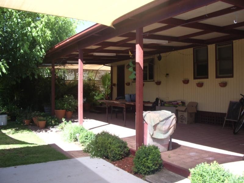 3 Huon Road, Tangambalanga VIC 3691