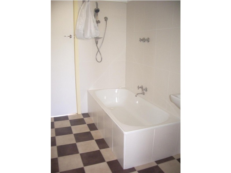 19 Hensley Crt, Wodonga VIC 3690