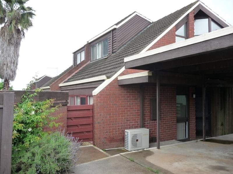 Unit 11, 30 Lawrence Street, Wodonga VIC 3690