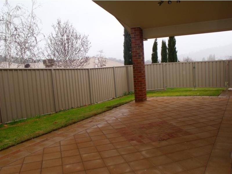 26 Whernside Drive, Wodonga VIC 3690