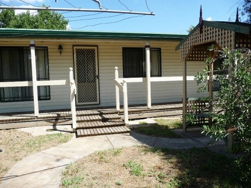 30 McFarland Road, Wodonga VIC 3690