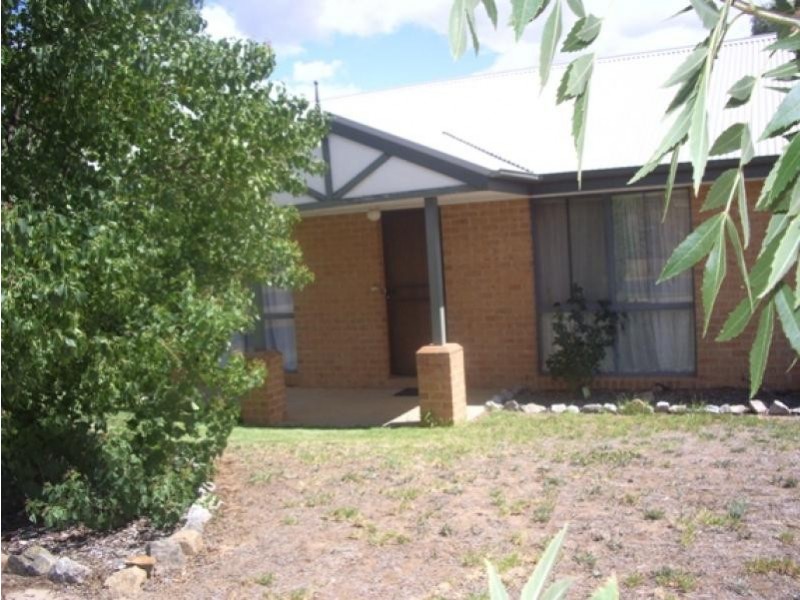 32 Riverview Tce, Wodonga VIC 3690