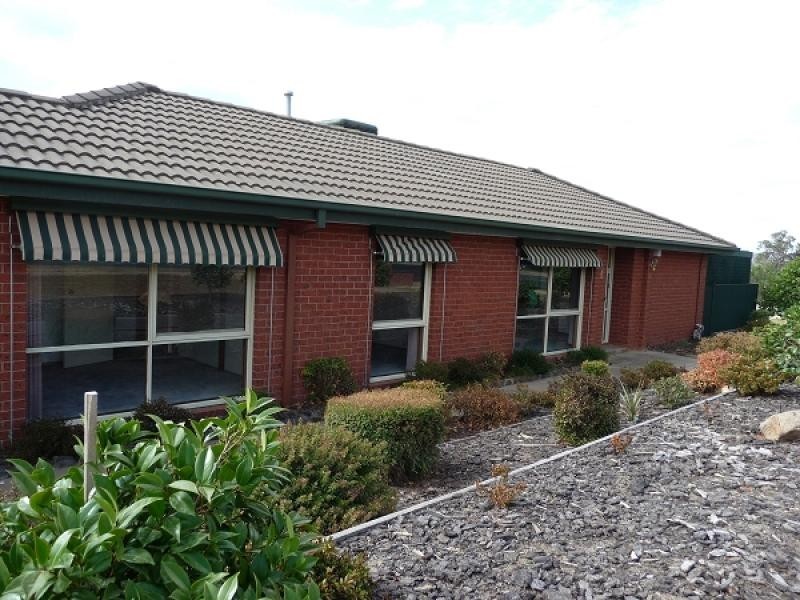 17 Milos Boulevard, Wodonga VIC 3690
