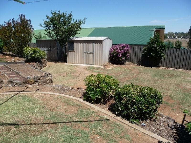 17 Milos Boulevard, Wodonga VIC 3690