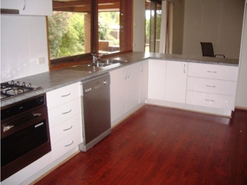 69 Emerald Avenue, Wodonga VIC 3690