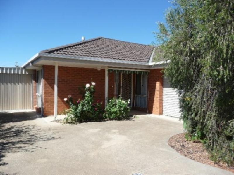 Unit 2, 12 Raven Court, Wodonga VIC 3690