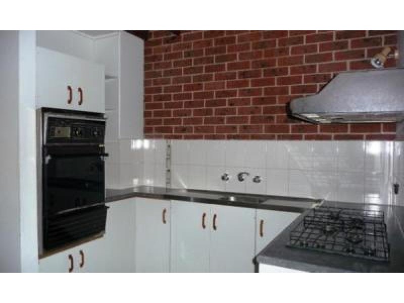 11/30 Lawrence Street, Wodonga VIC 3690