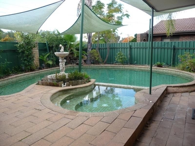 12 Oleander Court, Wodonga VIC 3690