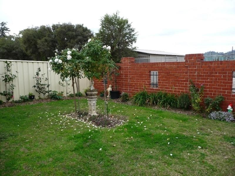 Unit 4 , 252 Beechworth Road, Wodonga VIC 3690