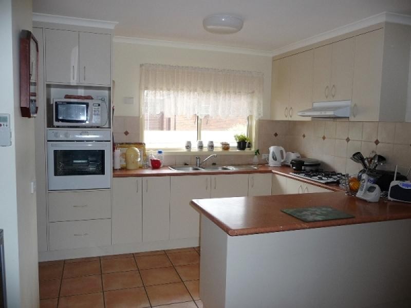 Unit 4 , 252 Beechworth Road, Wodonga VIC 3690