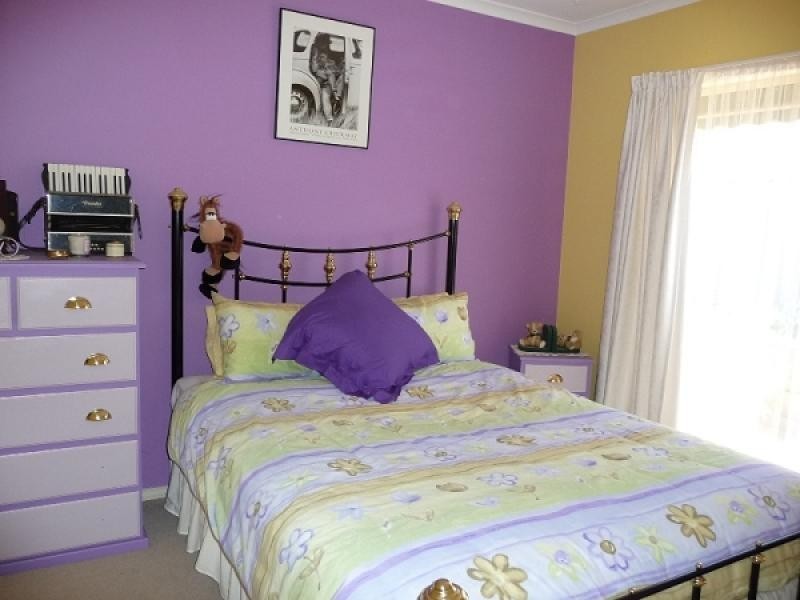 2 Avondale Drive, Wodonga VIC 3690