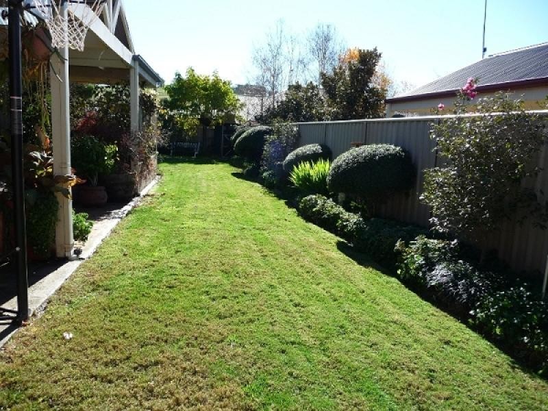 2 Avondale Drive, Wodonga VIC 3690