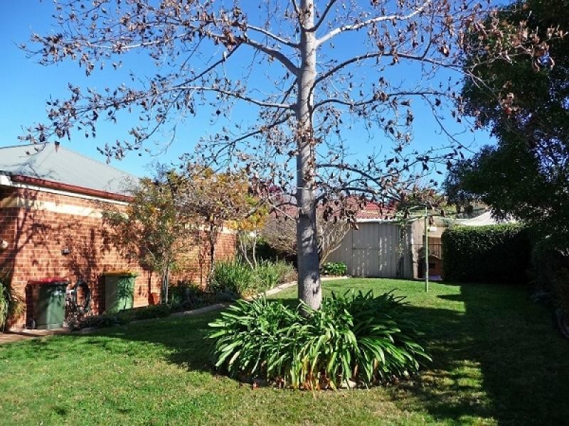 2 Avondale Drive, Wodonga VIC 3690