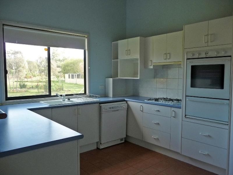 24 Indigo Drive, Barnawartha VIC 3688