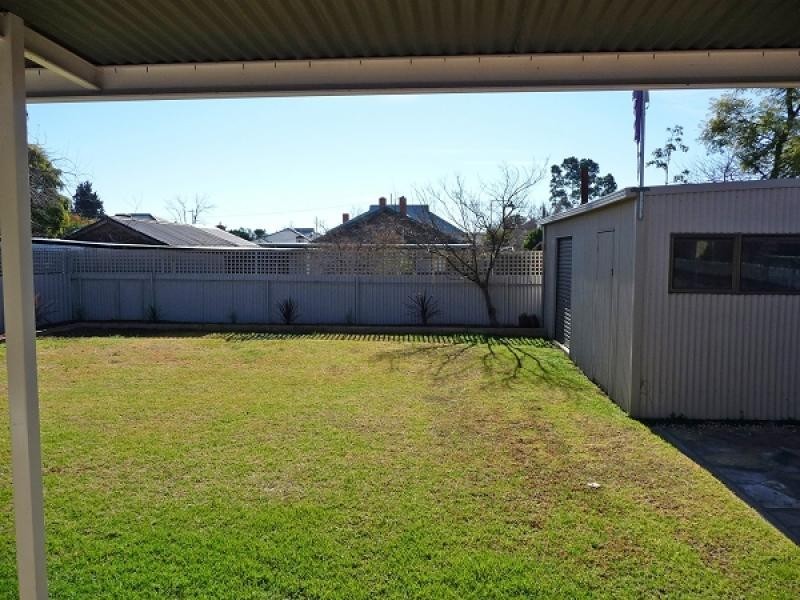 8 Mark Street, Wodonga VIC 3690