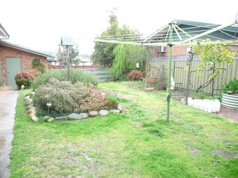 10 Scarborough Drive, Wodonga VIC 3690