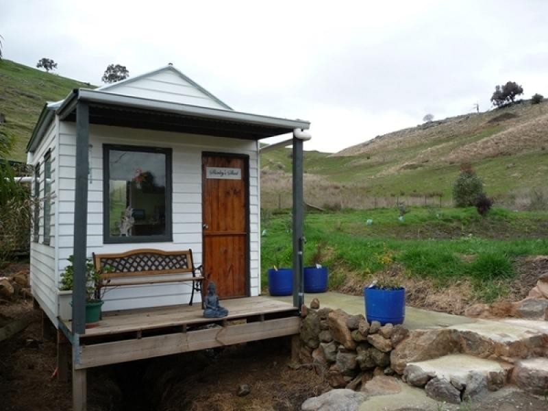 15 Yabba Road, Tallangatta East VIC 3700