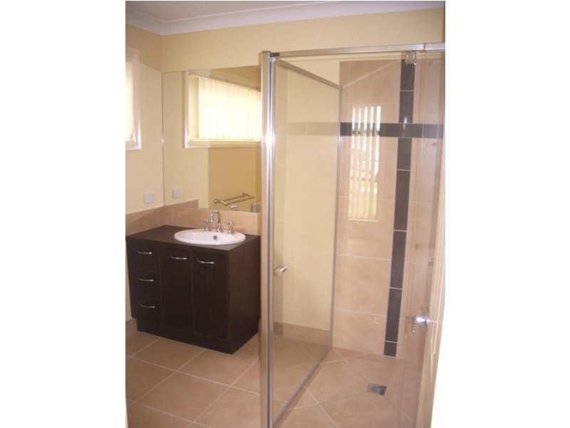 2 Dwyer Avenue, Wodonga VIC 3690