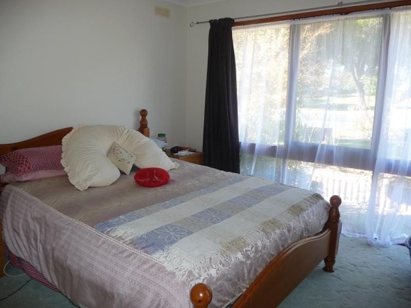 69 Emerald Avenue, Wodonga VIC 3690