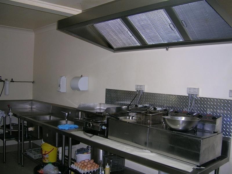 29 Railway Parade, Henty NSW 2658